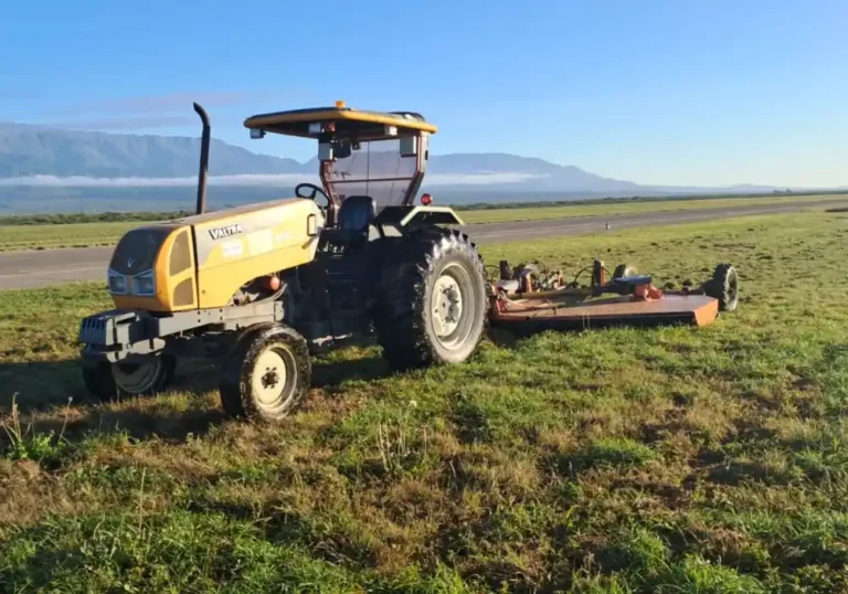 Mantenimiento en franjas de pista – La Rioja4